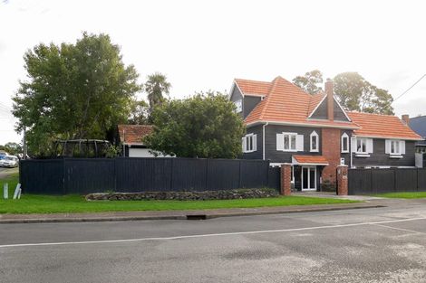 Photo of property in 38a/1 Norwood Road, Bayswater, Auckland, 0622