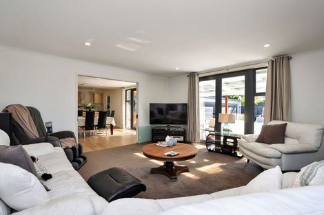 Photo of property in 27 Oak Grove, Ashburton, 7700
