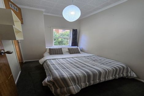 Photo of property in 48 Aurora Terrace, Kelburn, Wellington, 6012