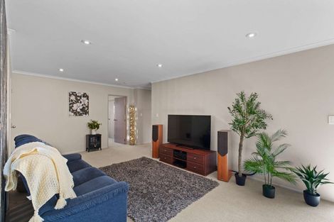 Photo of property in 49g Martyn Street, Waiuku, 2123