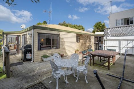 Photo of property in 19 Ninth Avenue, Tauranga, 3110