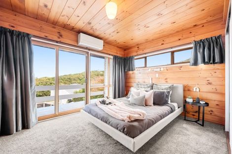 Photo of property in 12 Laurel Grove, Maungaraki, Lower Hutt, 5010