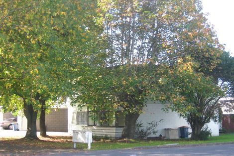 Photo of property in 8/5 Keeling Road, Henderson, Auckland, 0612