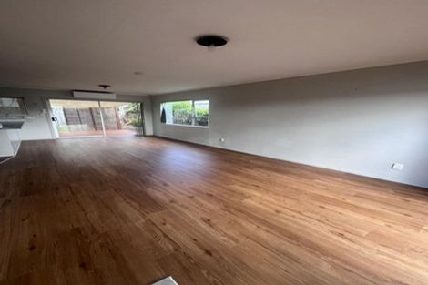 Photo of property in 77a Rosier Road, Glen Eden, Auckland, 0602