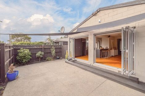 Photo of property in 26 Larnach Street, Waimairi Beach, Christchurch, 8083