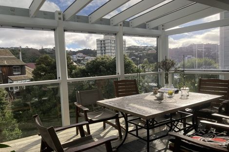 Photo of property in 60 Thompson Street, Mount Cook, Wellington, 6011