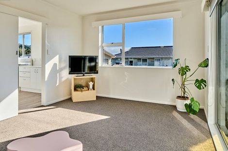 Photo of property in 8b Tireti Road, Titahi Bay, Porirua, 5022
