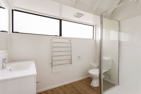 Photo of property in 99 Mandeville Street, Riccarton, Christchurch, 8011