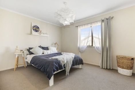 Photo of property in St Claire Village, 70/172 Mcleod Road, Te Atatu South, Auckland, 0610