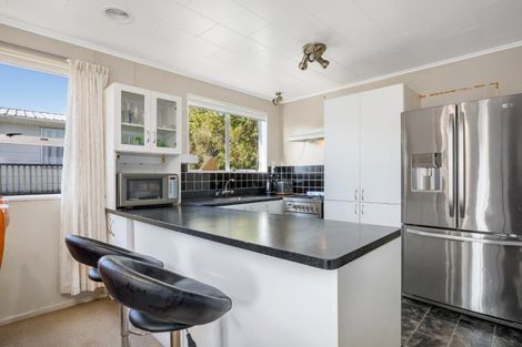 Photo of property in 25 Robson Street, Stokes Valley, Lower Hutt, 5019