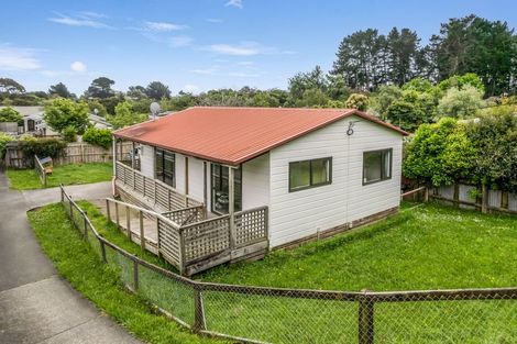 Photo of property in 49 Leinster Avenue, Raumati South, Paraparaumu, 5032