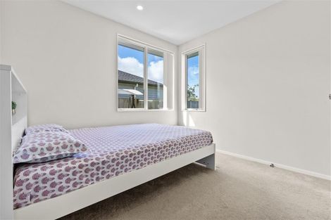 Photo of property in 9 Toropapa Close, Takanini, 2110