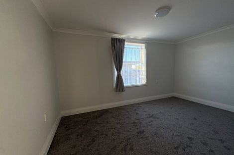 Photo of property in 36-38 Weraroa Road, Levin, 5510