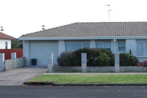 Photo of property in 2/14 King Street, Papatoetoe, Auckland, 2104