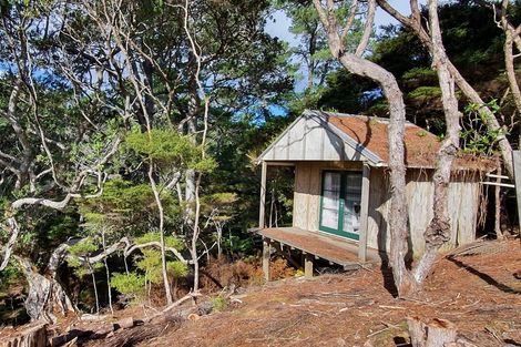 Photo of property in 12 Lavinia Place, Kawau Island, 0920