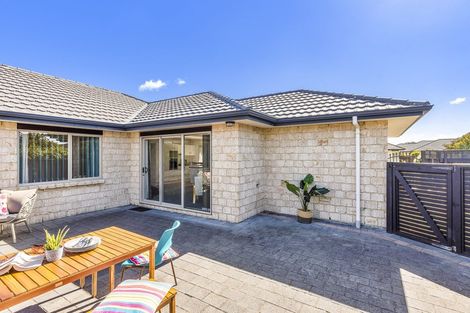 Photo of property in 10 Manhattan Court, Paraparaumu Beach, Paraparaumu, 5032