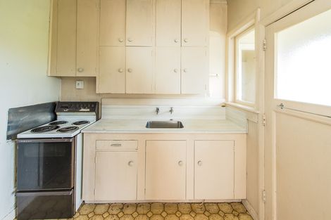 Photo of property in 93 Puriri Street, Hawera, 4610