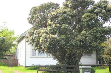 Photo of property in 52 Caius Avenue, Gonville, Whanganui, 4501