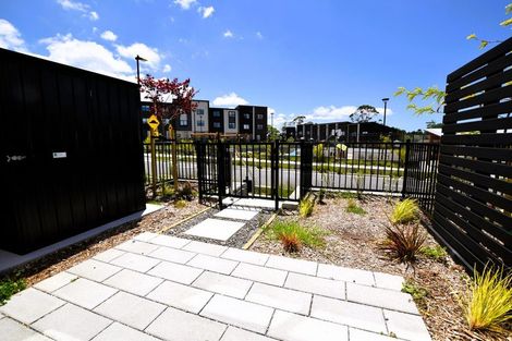 Photo of property in 45 Jabuka Street, Glen Eden, Auckland, 0602