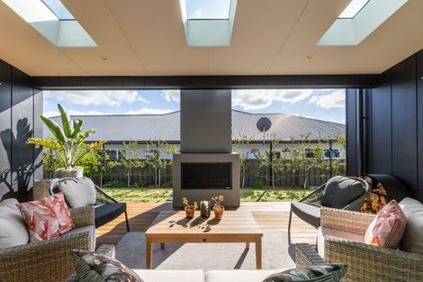 Photo of property in 143 Arataki Road, Havelock North, 4130