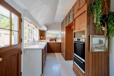 Photo of property in 5 Plateau Road, Te Marua, Upper Hutt, 5018