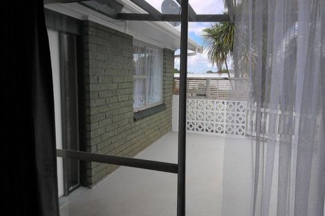 Photo of property in 53 Great South Road, Papakura, 2110