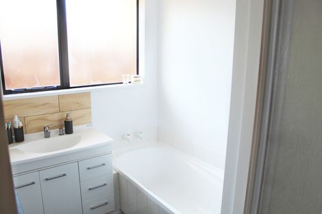 Photo of property in 21 Kintyre Drive, Broomfield, Christchurch, 8042