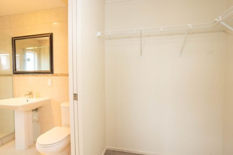 Photo of property in 40 Monte Cassino Place, Birkdale, Auckland, 0626