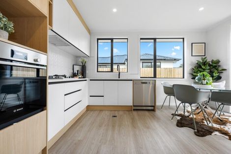 Photo of property in 17u3 Bolmuir Road, Forest Lake, Hamilton, 3200