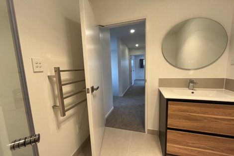Photo of property in 20 Elegant Lane, Ranui, 0612