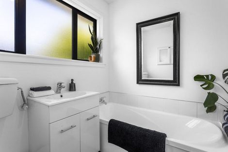 Photo of property in 92 Ohoka Road, Kaiapoi, 7630