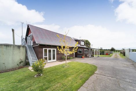 Photo of property in 32 Pioneer Highway, Awapuni, Palmerston North, 4412