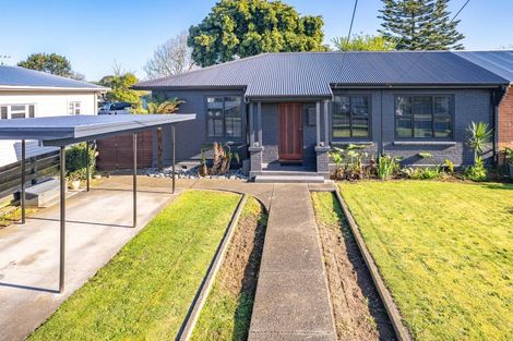 Photo of property in 37 Kitchener Street, Whanganui East, Whanganui, 4500