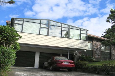 Photo of property in 55 Thurleigh Grove, Karori, Wellington, 6012