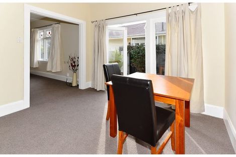 Photo of property in 16 Dover Street, St Albans, Christchurch, 8014