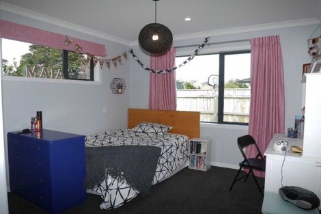 Photo of property in 41 San Priamo Place, Paraparaumu Beach, Paraparaumu, 5032