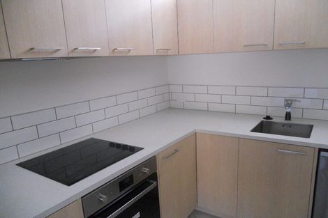 Photo of property in 7u2 Handyside Street, Tawa, Wellington, 5028