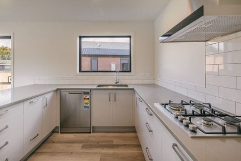 Photo of property in 5 Cypress Way, Levin, 5510