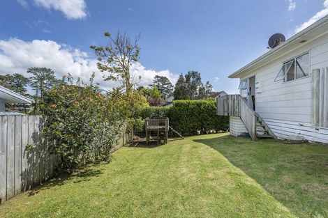 Photo of property in 23 Luckens Road, West Harbour, Auckland, 0618