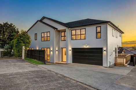 Photo of property in 48 Lewisham Street, Highland Park, Auckland, 2010