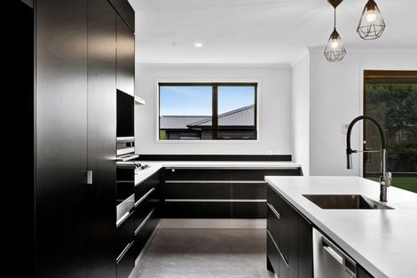 Photo of property in 3 Nikau Place, Hawera, 4610