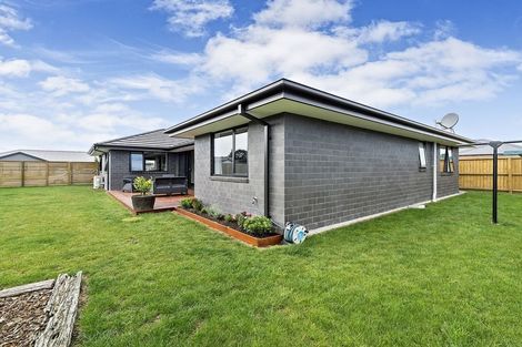 Photo of property in 74 Stationmasters Way, Prebbleton, 7604