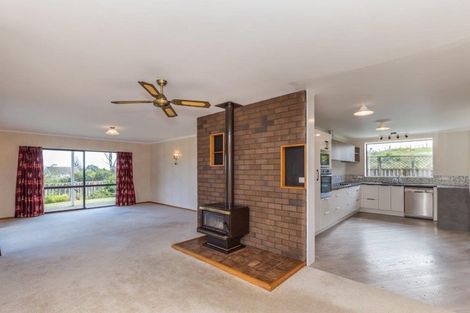 Photo of property in 50 Hydrabad Drive, Waitarere Beach, Levin, 5510