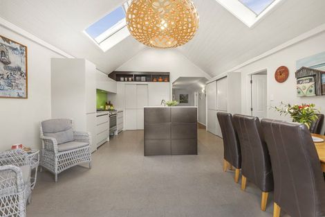 Photo of property in 30 Burnham Street, Seatoun, Wellington, 6022