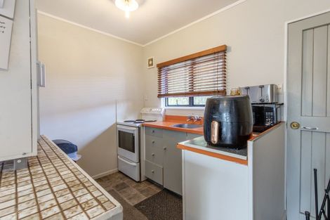 Photo of property in 70 Bibby Street, Waipawa, 4210