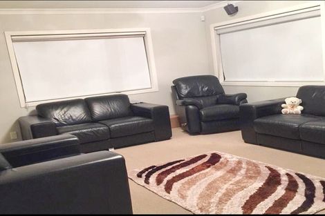 Photo of property in 60 Erlestoke Crescent, Churton Park, Wellington, 6037