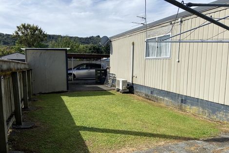 Photo of property in 69 Pine Avenue, Ebdentown, Upper Hutt, 5018