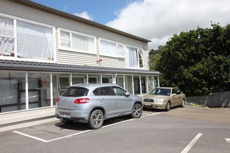 Photo of property in 327 Adelaide Road, Newtown, Wellington, 6021