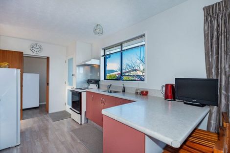 Photo of property in 21 Te Maru Place, Redwood, Christchurch, 8051