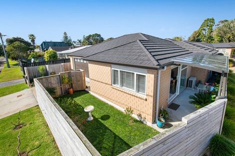 Photo of property in 16 Forest Glen, Orewa, 0931